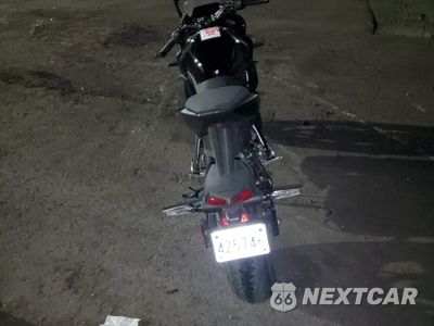 Czwarte zdjęcie samochodu z boku: 2025 SUZUKI GSX800 F VIN:JS1EM13BXS7100334 - miniatura