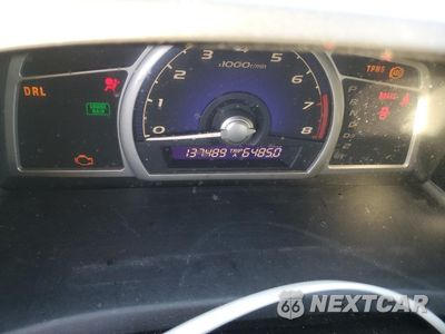 Zdjęcie 9 z 13 samochodu: 2010 HONDA CIVIC LX VIN:19XFA1F59AE048346 - miniatura