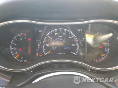 Zdjęcie 9 z 14 samochodu: 2016 JEEP GRAND CHEROKEE LIMITED VIN:1C4RJEBG2GC472916 - miniatura