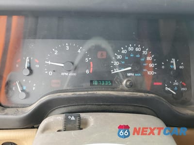 Zdjęcie 9 z 12 samochodu: 1998 JEEP WRANGLER / TJ SAHARA VIN:1J4FY49S6WP700341 - miniatura