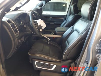 Zdjęcie 7 z 12 samochodu: 2024 RAM 1500 LARAMIE VIN:1C6SRFJT8RN190213 - miniatura