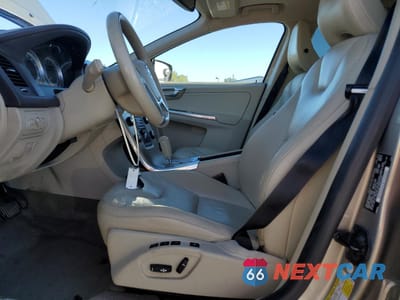 Zdjęcie 7 z 13 samochodu: 2012 VOLVO XC60 3.2 VIN:YV4952DZ4C2275468 - miniatura