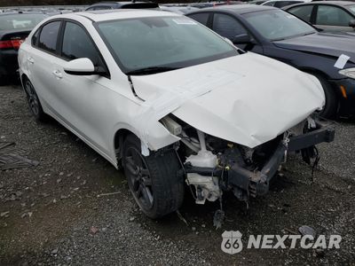 Czwarte zdjęcie samochodu z boku: 2019 KIA FORTE GT LINE VIN:3KPF34AD1KE039457 - miniatura