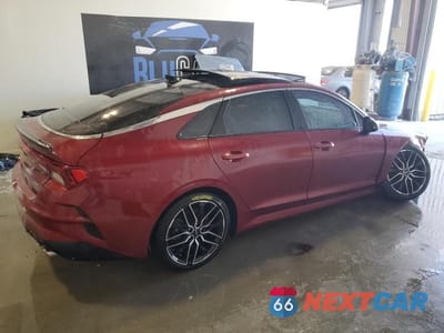 Trzecie zdjęcie samochodu z tyłu: 2024 KIA K5 GT VIN:5XXG44J86RG243211 - miniatura