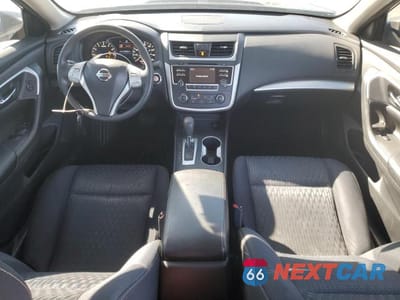 Zdjęcie 8 z 13 samochodu: 2016 NISSAN ALTIMA 2.5 VIN:1N4AL3AP9GN342395 - miniatura