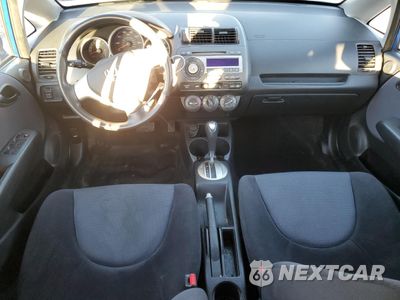 Zdjęcie 8 z 12 samochodu: 2008 HONDA FIT SPORT VIN:JHMGD38678S070963 - miniatura