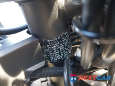 Zdjęcie 9 z 10 samochodu: 2021 KAWASAKI EX650 M VIN:ML5EXEM12MDA30159 - miniatura