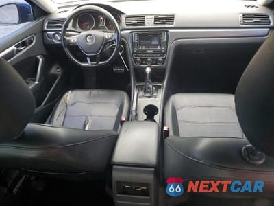Zdjęcie 8 z 12 samochodu: 2017 VOLKSWAGEN PASSAT R-LINE VIN:1VWDT7A33HC065118 - miniatura