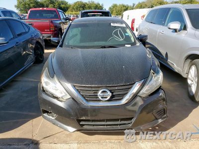 Piąte zdjęcie samochodu w środku: 2016 NISSAN ALTIMA 2.5 VIN:1N4AL3AP3GN341548 - miniatura