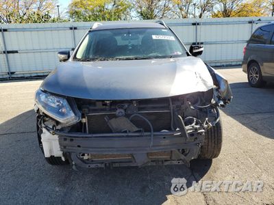 Piąte zdjęcie samochodu w środku: 2015 NISSAN ROGUE S VIN:5N1AT2MK8FC801846 - miniatura