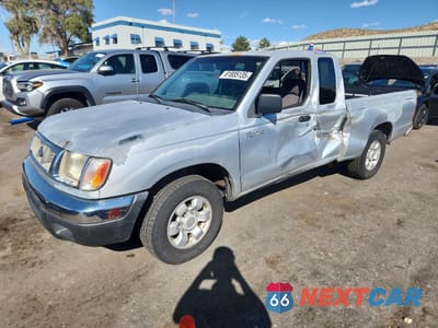 2000 NISSAN FRONTIER KING CAB XE 1N6DD26SXYC328592 - główne zdjęcie licytacji z USA - miniatura