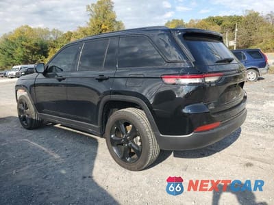 Drugie zdjęcie samochodu z przodu: 2024 JEEP GRAND CHEROKEE LAREDO VIN:1C4RJHAG7RC707025 - miniatura