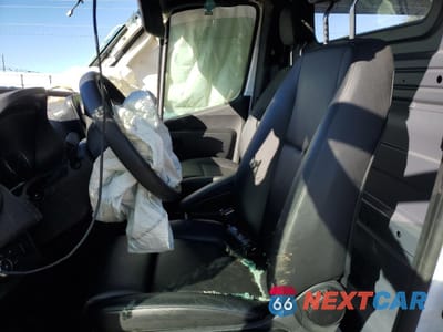 Zdjęcie 7 z 13 samochodu: 2023 MERCEDES-BENZ SPRINTER 2500 VIN:W1Y4NCHY9PT130393 - miniatura