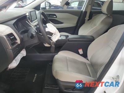 Zdjęcie 7 z 13 samochodu: 2025 NISSAN ROGUE SV VIN:5N1BT3BA9SC771433 - miniatura