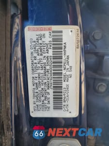 Zdjęcie 12 z 12 samochodu: 2004 TOYOTA SCION XA VIN:JTKKT624840052249 - miniatura