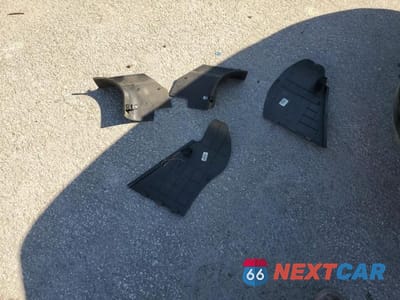 Zdjęcie 12 z 12 samochodu: 2008 PONTIAC G6 GT VIN:1G2ZH361984157892 - miniatura