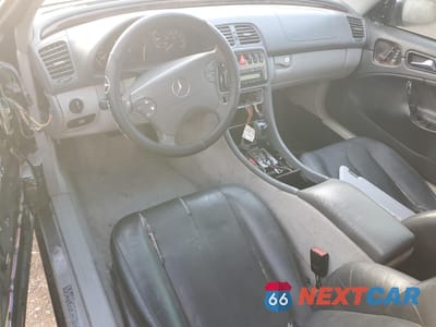 Zdjęcie 8 z 12 samochodu: 2002 MERCEDES-BENZ CLK 320 VIN:WDBLK65G91T055253 - miniatura