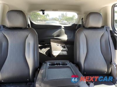 Zdjęcie 10 z 13 samochodu: 2023 KIA CARNIVAL LX VIN:KNDNB4H31P6272134 - miniatura