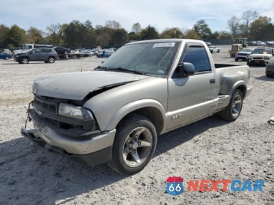 2003 CHEVROLET S TRUCK S10 1GCCS14X138151861 - główne zdjęcie licytacji z USA - miniatura