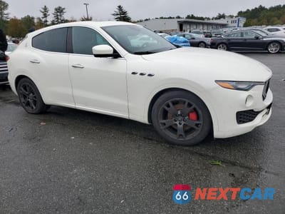 Czwarte zdjęcie samochodu z boku: 2021 MASERATI LEVANTE VIN:ZN661XUA8MX370742 - miniatura