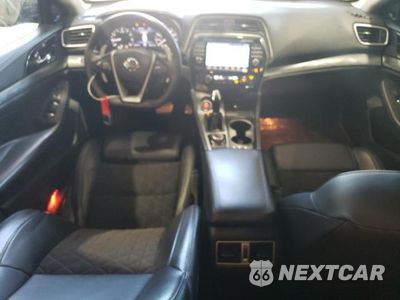 Zdjęcie 8 z 12 samochodu: 2017 NISSAN MAXIMA 3.5 SR VIN:1N4AA6AP0HC388122 - miniatura
