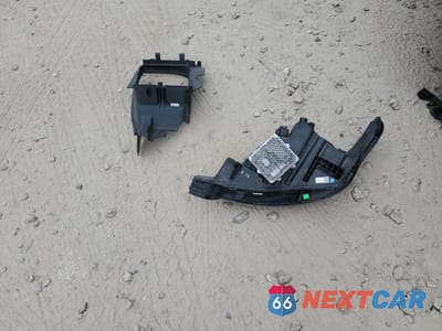 Zdjęcie 13 z 14 samochodu: 2018 LAND ROVER RANGE ROVER SPORT HSE DYNAMIC VIN:SALWV2SV8JA401798 - miniatura