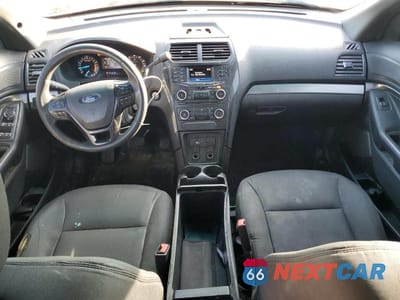 Zdjęcie 8 z 12 samochodu: 2017 FORD EXPLORER POLICE INTERCEPTOR VIN:1FM5K8AR7HGA71335 - miniatura