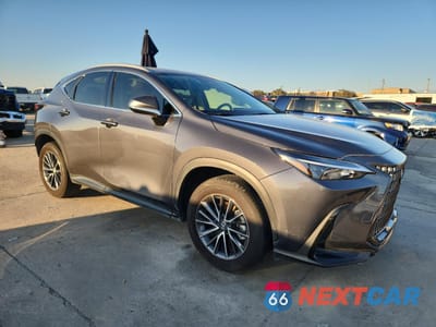 Czwarte zdjęcie samochodu z boku: 2025 LEXUS NX 250 PREMIUM VIN:2T2GDCAZXSC016129 - miniatura