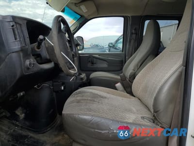 Zdjęcie 7 z 13 samochodu: 2012 CHEVROLET EXPRESS G3500 LS VIN:1GAZGZFG8C1140624 - miniatura