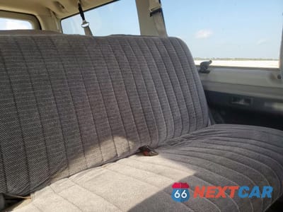 Zdjęcie 11 z 13 samochodu: 2006 FORD ECONOLINE E350 SUPER DUTY WAGON VIN:1FBNE31L96HB31413 - miniatura