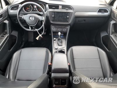 Zdjęcie 8 z 13 samochodu: 2018 VOLKSWAGEN TIGUAN SE VIN:3VV2B7AX1JM078939 - miniatura