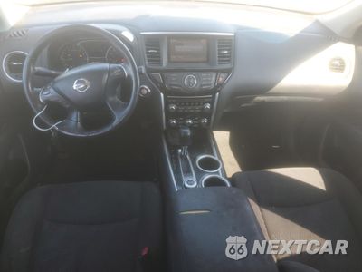 Zdjęcie 8 z 14 samochodu: 2013 NISSAN PATHFINDER S VIN:5N1AR2MM3DC668054 - miniatura