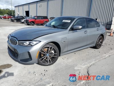 2023 BMW 330E 3MW39FF03P8D21430 - główne zdjęcie licytacji z USA - miniatura