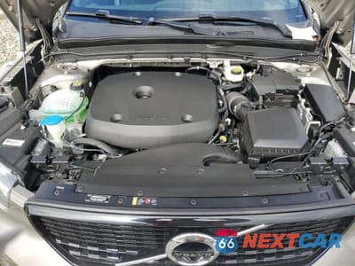Zdjęcie 11 z 12 samochodu: 2022 VOLVO XC40 T5 R-DESIGN VIN:YV4162UMXN2714870 - miniatura