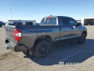 Trzecie zdjęcie samochodu z tyłu: 2021 TOYOTA TUNDRA DOUBLE CAB SR VIN:5TFUY5F15MX028932 - miniatura