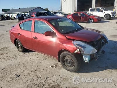 Czwarte zdjęcie samochodu z boku: 2017 NISSAN VERSA S VIN:3N1CN7AP3HL890188 - miniatura