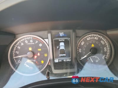 Zdjęcie 9 z 13 samochodu: 2023 TOYOTA TACOMA DOUBLE CAB VIN:3TMCZ5AN5PM576944 - miniatura