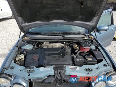Zdjęcie 11 z 15 samochodu: 2003 JAGUAR X-TYPE 2.5 VIN:SAJEA51D63XD37662 - miniatura