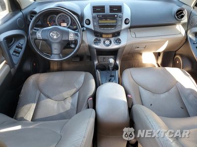 Zdjęcie 9 z 14 samochodu: 2007 TOYOTA RAV4 LIMITED VIN:JTMBD31V476030408 - miniatura