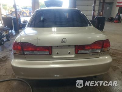 Zdjęcie 6 z 13 samochodu: 2002 HONDA ACCORD LX VIN:JHMCG66572C003833 - miniatura