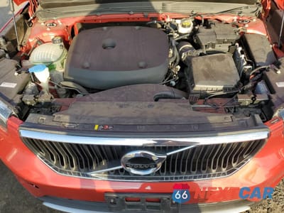 Zdjęcie 12 z 14 samochodu: 2019 VOLVO XC40 T5 MOMENTUM VIN:YV4162UK0K2060472 - miniatura