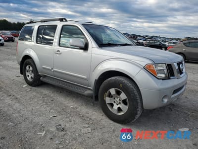 Czwarte zdjęcie samochodu z boku: 2006 NISSAN PATHFINDER LE VIN:5N1AR18W06C682275 - miniatura
