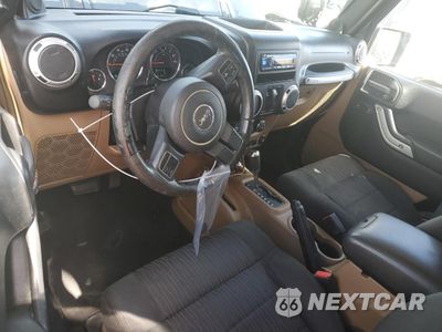 Zdjęcie 8 z 12 samochodu: 2011 JEEP WRANGLER SAHARA VIN:1J4GA5D16BL550388 - miniatura