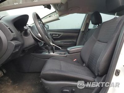 Zdjęcie 7 z 11 samochodu: 2016 NISSAN ALTIMA 2.5 VIN:1N4AL3AP4GN358603 - miniatura