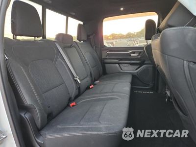 Zdjęcie 10 z 12 samochodu: 2019 RAM 1500 BIG HORN/LONE STAR VIN:1C6RREFT1KN822007 - miniatura