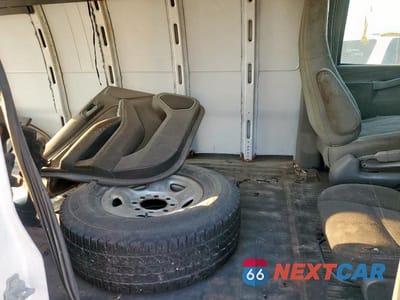 Zdjęcie 10 z 12 samochodu: 2018 CHEVROLET EXPRESS 3500 6.0L V8 VIN:1GCZGHFG6J1168484 - miniatura