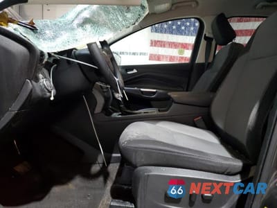 Zdjęcie 7 z 12 samochodu: 2018 FORD ESCAPE SE VIN:1FMCU9GD3JUB76125 - miniatura