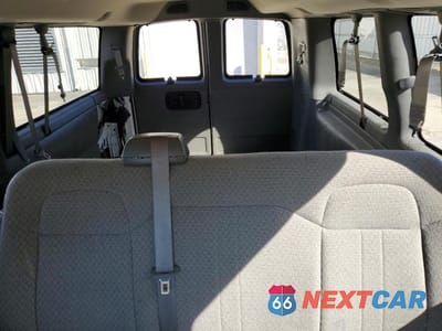 Zdjęcie 10 z 14 samochodu: 2015 CHEVROLET EXPRESS G2500 LS VIN:1GAWGPFG8F1222591 - miniatura
