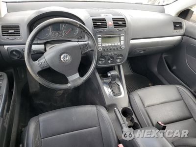 Zdjęcie 8 z 11 samochodu: 2009 VOLKSWAGEN JETTA TDI VIN:3VWRL71K49M097041 - miniatura