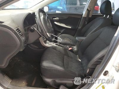 Zdjęcie 13 z 24 samochodu: 2010 TOYOTA COROLLA BASE VIN:1NXBU4EE9AZ347289 - miniatura